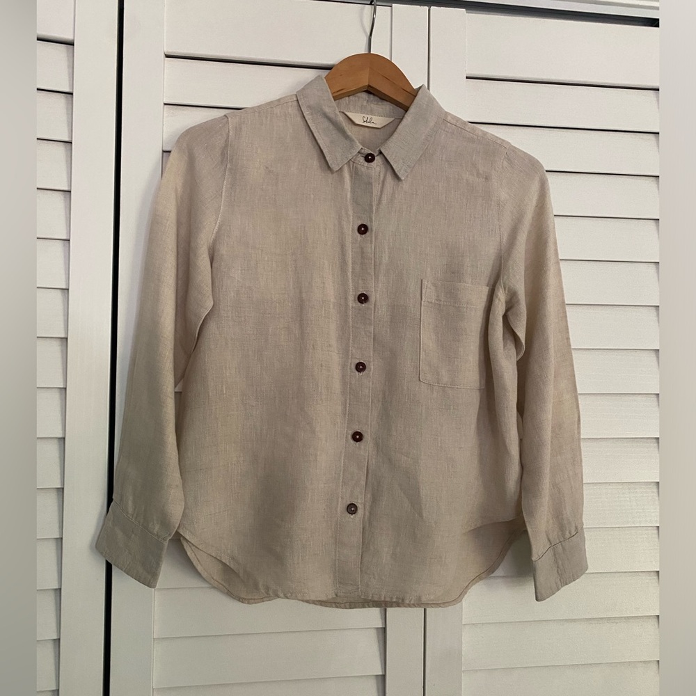 Sotela granada shirt in sand,100% linen.